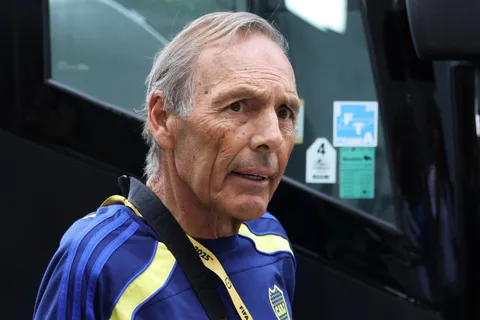 Miguel Russo tiene un plan B si Scaloni convoca a Paredes y Boca lo pierde dos partidos