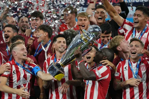 Cuánto se llevó Estudiantes por el Torneo Clausura y cuánto más ganó Flamengo por el Brasileirao