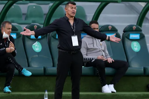 Detalle importantísimo: la cláusula especial que tendrá el contrato de Almirón en Boca