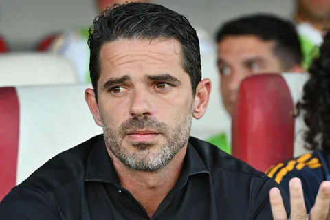 Gago veía como titulares a Frank Fabra y Lucas Janson en Boca, pero ahora no los convoca