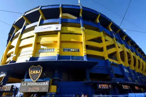 Qué dicen los vecinos de La Bombonera sobre el futuro del estadio de Boca: "Si Riquelme llama..."