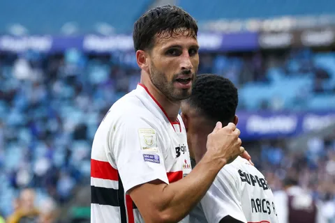 Atento, Boca: Calleri se lesionó en San Pablo y está en duda para los cuartos de la Copa Sudamericana 2026