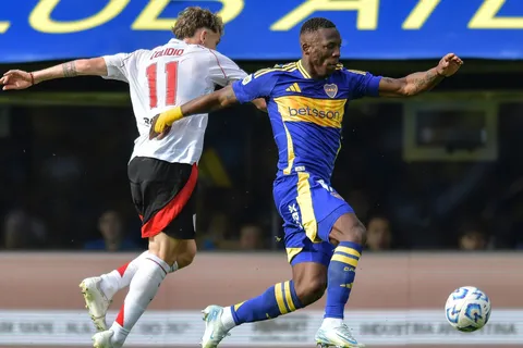 A qué hora juegan Boca y River el domingo y por dónde pasan el partido