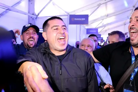Elecciones en Boca 2023: Riquelme le ganó a Macri por amplia diferencia y es el nuevo presidente del club