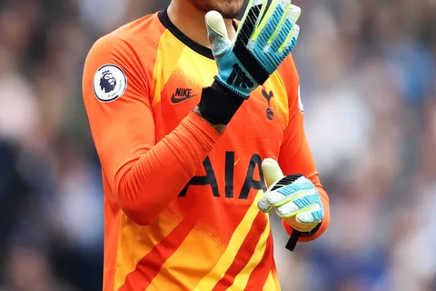 Paulo Gazzaniga, ex arquero del Tottenham, fue ofrecido a Boca por la lesión de Marchesín