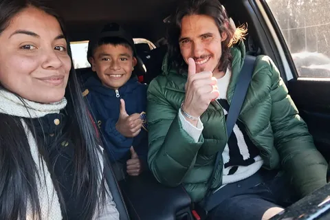 El gesto de Edinson Cavani con una familia de Boca