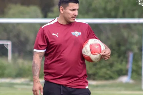 De campeón en Boca a tener su primera polémica como DT: qué es de la vida de Cristian Chávez