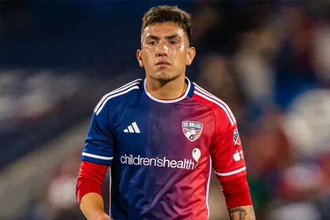 Alan Velasco es nuevo jugador de Boca