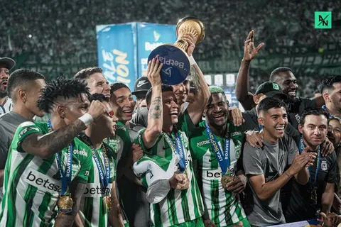 Campuzano y Cardona, campeones en Colombia con Atlético Nacional