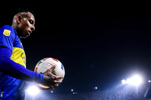 Lo rechazaron: el club en el que quería jugar Villa se negó a recibirlo y ya se sabe el motivo