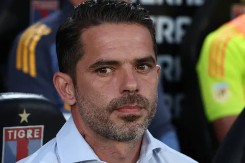 Cambio inesperado de Gago: la formación confirmada de Boca vs. Barracas Central