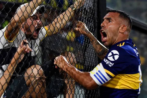 Boca sacará los alambrados de La Bombonera: quién se colgó último y otros festejos históricos