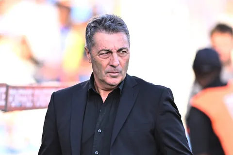 Frank Kudelka lanzó una llamativa advertencia antes de enfrentar a Boca: “No creo que…”