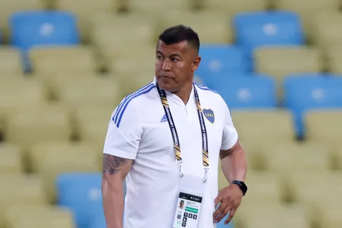 Tras la derrota: ¿qué pasa con el futuro de Almirón en Boca?