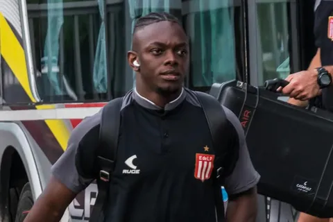 La última decisión de Estudiantes con Edwuin Cetré que lo acerca más que nunca a Boca