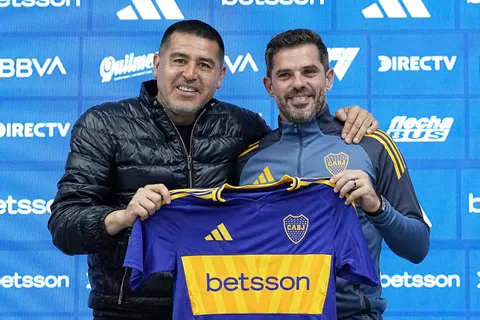 Fernando Gago se reunirá con Riquelme: la lista que el DT de Boca quiere darle al presidente