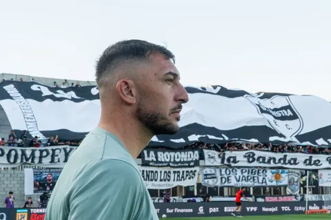 El DT de Riestra reveló su plan para buscar la victoria contra Boca: "Tenemos que..."