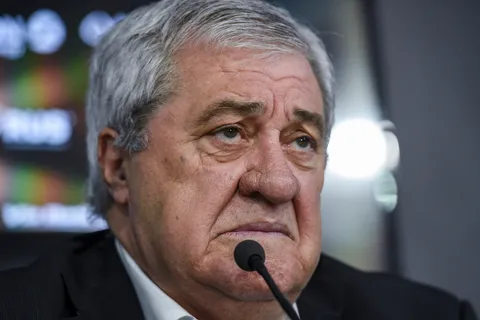 Fuerte denuncia de Ameal: "Alguien metió la mano"