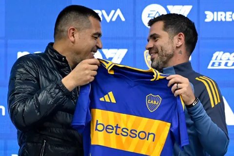 Los tres defensores centrales que Riquelme y Fernando Gago tienen en carpeta en Boca para 2025