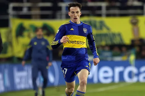 Jabes Saralegui se va a Tigre, luego de que Gago no lo tenga en cuenta en Boca