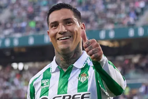 El aviso del presidente del Betis que beneficia a Boca en su interés por Chimy Ávila: "No podemos hacer locuras"