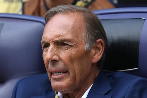 Miguel Russo tiene dudas con un puesto en Boca: "Ninguno es el titular"