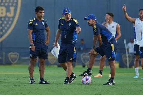"Tres candidatos para un puesto": la gran duda de Ibarra en Boca para el domingo