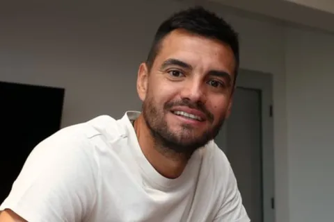 Como Rojo en Racing: el llamativo contrato que firmó Sergio Romero en Argentinos Juniors