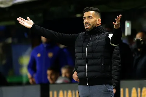¿Ya vuelve a dirigir? Revelaron cuál podría ser el próximo equipo de Tevez como DT