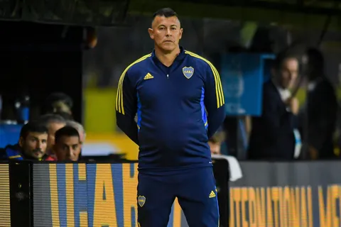 En medio de la serie con Palmeiras, el cambio especial que piensa hacer Almirón para el Superclásico ante River 