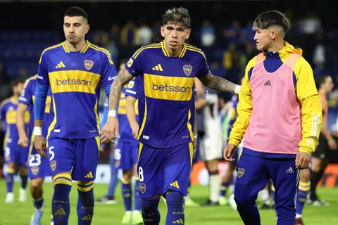 La nueva decisión de Boca con los jugadores que desató la bronca de los hinchas