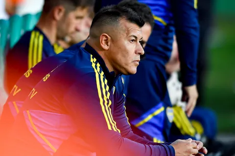 El mensaje que Almirón le bajará al plantel de Boca tras la derrota: "Tengo que hablar con ellos"