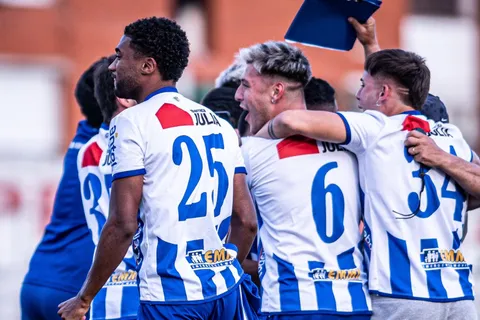 Emmanuel Mas fue campeón en Boca y ahora consiguió un ascenso a Primera en el fútbol uruguayo
