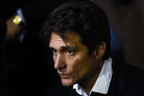 Guillermo Barros Schelotto, DT de Vélez