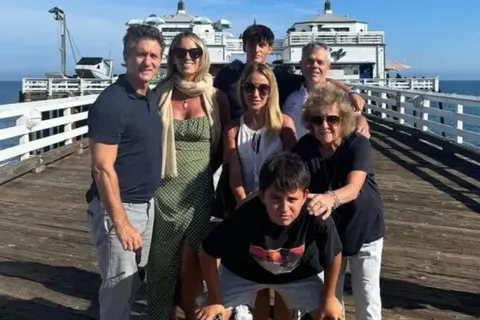 Dónde está y qué hace Guillermo Barros Schelotto, el DT que piden los hinchas de Boca