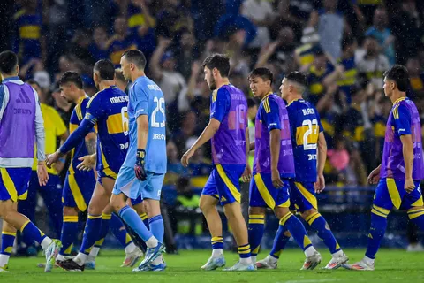 ¿Gago mete cambios en Boca? Kevin Zenón tiene una molestia y se hizo estudios