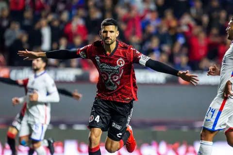 Ya lo sabe: Lisandro López tomó una decisión sobe su futuro