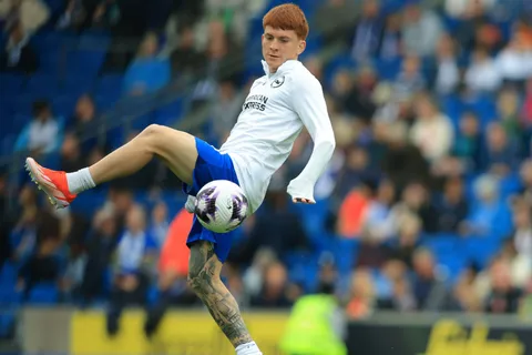 Por qué no juega Valentín Barco en Brighton contra el Newcastle por la Premier League