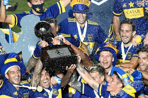 Mauro Zárate fue campeón en el Boca de Russo y ahora va por más tras su retiro: "Voy a ser DT"