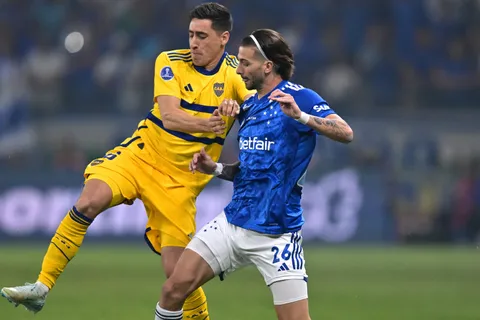 Cómo fue la última formación de Boca visitando a Cruzeiro y qué cambios hay con la actual