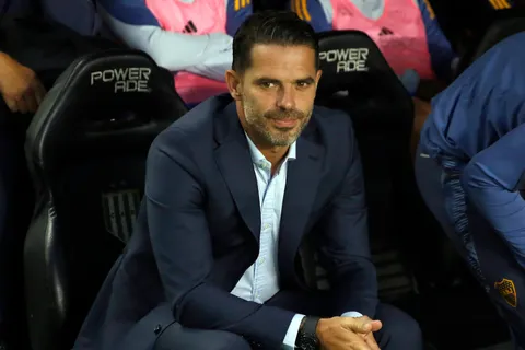 Fernando Gago armó un 4-3-1-2: la probable formación de Boca ante Central Córdoba