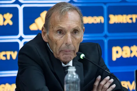 ¿Se van de Boca? Los tres borrados de Miguel Russo en la práctica de fútbol: no jugaron ni para los suplentes