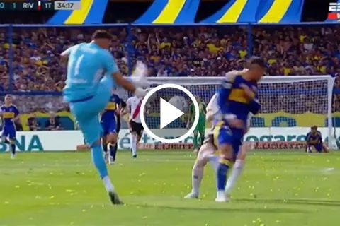 VIDEO | El blooper de Sergio Romero que casi termina en gol de River
