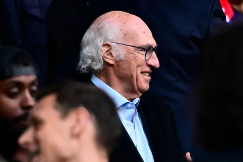 El reconocimiento que recibió Carlos Bianchi en la final de la Copa de Francia