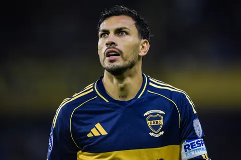 Paredes, lesionado en Boca. 