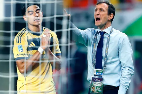 Arruabarrena apartó a Exequiel Zeballos: el motivo de la tajante decisión del DT