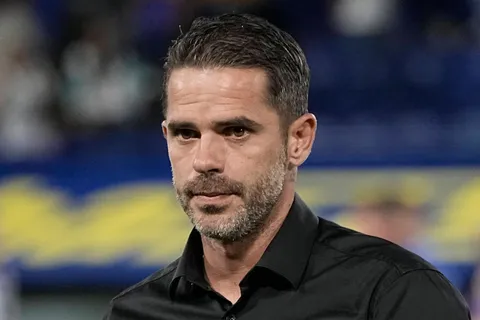 Los dos esquemas que usará Fernando Gago en Boca para 2025 y complicarían a varios jugadores