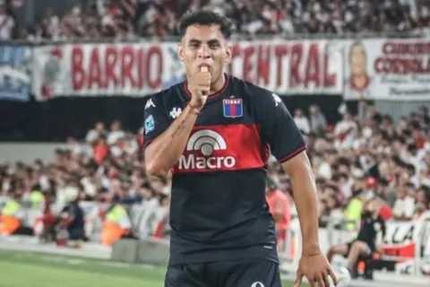 Qué dijo el presidente de Tigre sobre David Romero ante el interés de Boca: "No nos vamos a apurar"