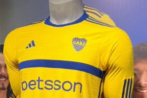 Otra más: adidas lanzó a la venta una camiseta alternativa manga larga que enloqueció a los hinchas de Boca