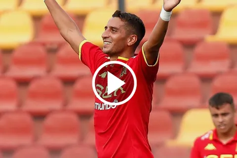 VIDEO | De media chilena: el tremendo golazo del Pulpo González en su debut en Unión Española